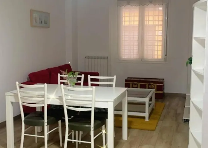 Calle Armas 105 아파트 *